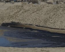 Утечка нефтепродуктов в Черном море вблизи Новороссийска