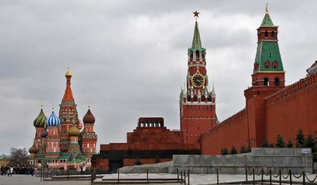 РФ тратит миллиарды долларов на свои псевдогосударства - "теневое ЦРУ"