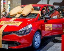 Украинка в Польше купила кефир и выиграла автомобиль (фото)