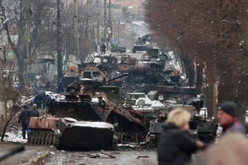 Непрохані гості у Бучі, фото: facebook.com/UkrainianLandForces