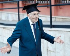 96-летний бакалавр, фото АВС News