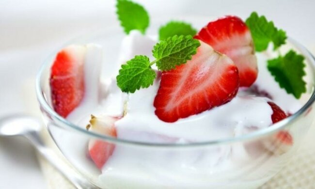 Дієтологи розповіли, що можна їсти після шостої