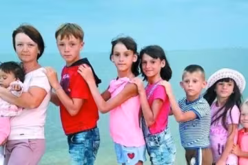 На Львовщине супруги усыновляют больных детей и ставят их на ноги - "Нужна любовь"
