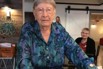 Небезпечний секрет довголіття: бабуся якимось чином прожила 104 роки