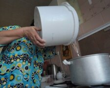 Запоріжців масово залишили без води: кому доведеться страждати цілий місяць