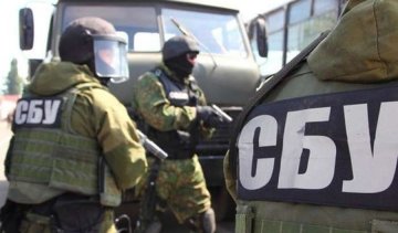 СБУ взялось за фальшивых волонтеров