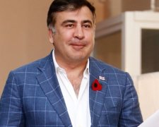 Саакашвілі нагадав Яценюку про закінчення імунітету Кабміну