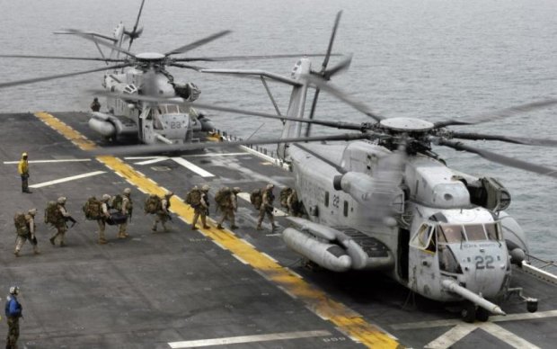 Небоевые потери: рухнул военный вертолет США, четверо погибших