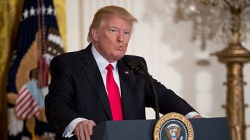 Трамп спробував реабілітуватися перед шведами