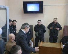 "Райські документи" розкрили цікаві деталі минулого Труханова