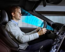 Вперше в Україні: власник Ferrari начхав на аліменти і тепер ходить пішки