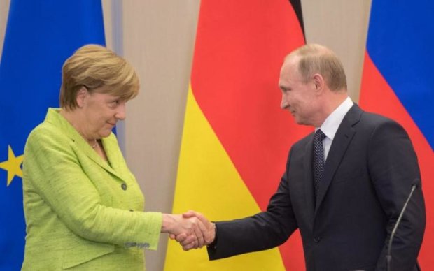Нема альтернативи: Меркель і Путін обговорили Україну