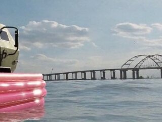Військова техніка біля кримського мосту. Фото: скриншот Telegram