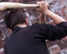 Украинца избили железной битой в Москве