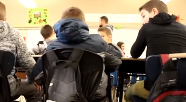 Школьники. Фото: скриншот с видео