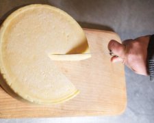 "Сырная схема": как работают налоговые махинации приближенных к власти