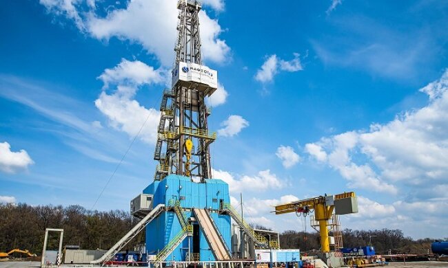 Інтерпайп за допомогою чиновників знищує газовидобувну галузь в Україні