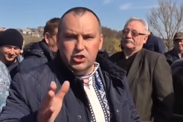 Обозвал мэра г*ндоном - стал народным героем: суд оправдал ценителя искусства