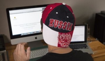 Чуть не уничтожили: французский канал пожаловался на русских хакеров