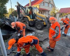 Пошкоджені вікна житлових будинків у Пересипському районі Одеси