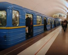 Впервые киевское метро будет работать дольше из-за погоды