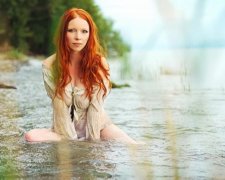 Природа, краса і нагота: фото цих гарячих дівчат надовго позбавлять вас сну