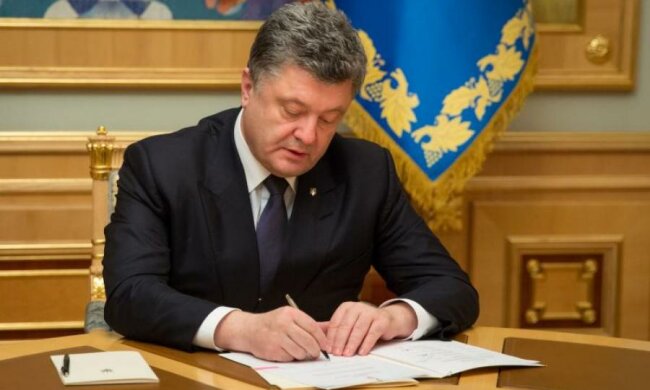 Скандальний "іловайський" генерал отримав жирну посаду