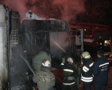 У столиці водій вантажівки згорів заживо (фото, відео)