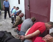 Масова сутичка між бурштинокопачами та силовиками відбулась на Рівненщині