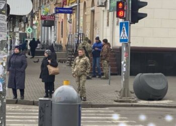 Общение с ТЦК, скриншот: Facebook