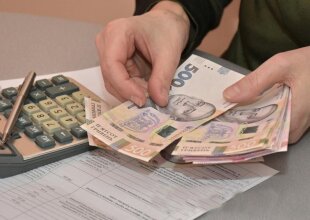 Мужчина получил субсидию на ЖКУ