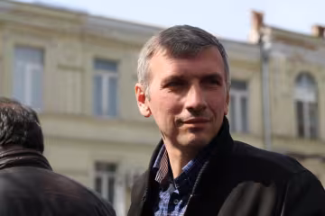 Покушение на Михайлика: журналисты разбили официальную версию следствия