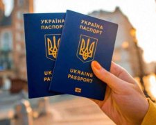 На рівні з Нікарагуа: названо реальну "силу" українського паспорту