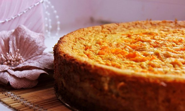 Пальчики оближешь: быстрый тыквенный пирог с корицей