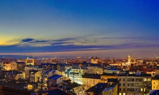 Новогодний Ивано-Франковск с высоты птичьего полета (видео)