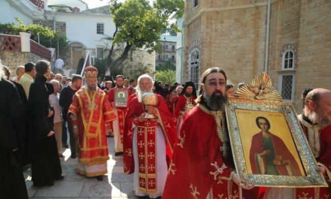 Принади Давида образили московських попів: вживають термінових заходів