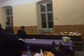 Львовские преподаватели не стеснялись пить и курить прямо в ВУЗе (фото)