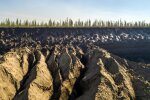 В Росії відкрилися "ворота у потойбічний світ" - майже кілометровий розлом показав неймовірне