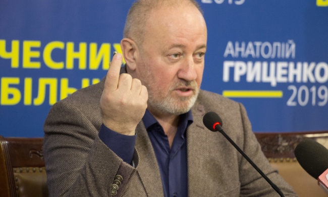 руководитель Центрального штаба Анатолия Гриценко и народный депутат Виктор Чумак