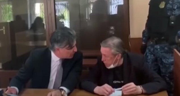 Бывший заключенный поведал о судьбе Ефремова в тюрьме: "Я соболезную"