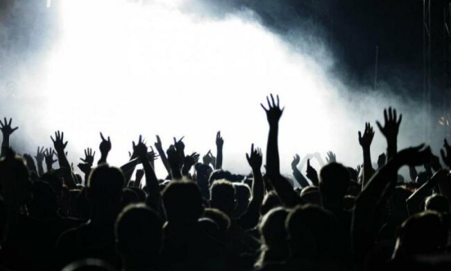 Фани U2 розорили власних кумирів