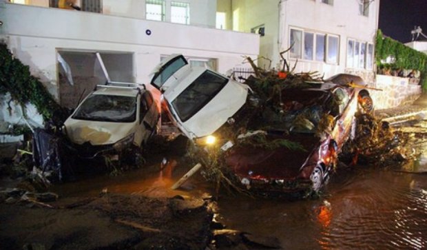 Сокрушительное наводнение в турецком Бодруме (видео)