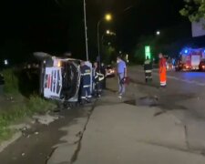 В Ужгороді мажор на BMW влетів у швидку і вийшов сухим з води: "Зять-поліцейський відмаже"