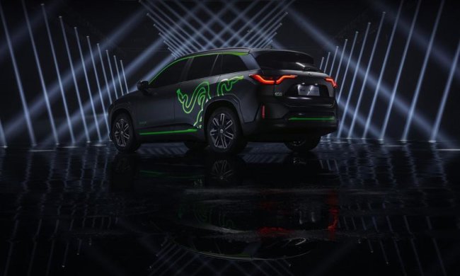 ES6 Night Explorer Limited Edition