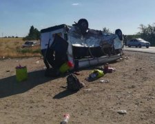 У жахливій ДТП під Запоріжжям загинули п'ятеро дітей: фото і відео 18+