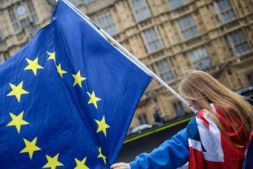 Brexit сорвался? Британия осталась без главного помощника Мэй