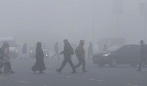 Синоптики предупредили украинцев о дождях и туманах