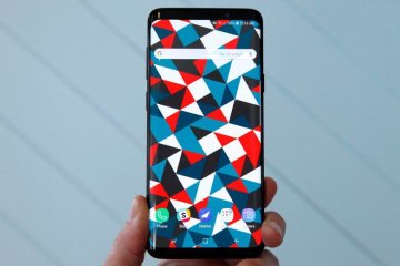 Огидна підробка: живі фото Samsung Galaxy S10 шокували мережу