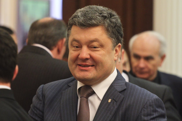 Лещенко зробив скандальну заяву: Порошенко схиляє Вакарчука підтримати його на виборах