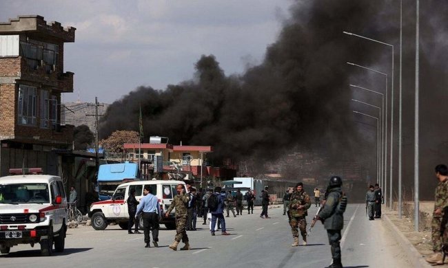 Поки люди молилися: бойовик влаштував пекельний вибух, нутрощі розлетілися по всьому місту, багато загиблих